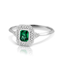 Load image into Gallery viewer, 14kt Gold 1/15 ct tw Vintage Ring F VS Diamonds Emerald Center