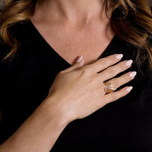 Load image into Gallery viewer, 14kt Gold 1/10 ct tw Ring F VS Diamonds