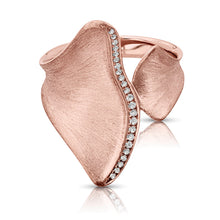 Load image into Gallery viewer, 14kt Gold 1/10 ct tw Ring F VS Diamonds